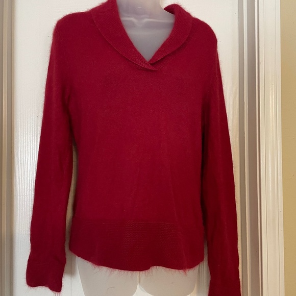 SARAH SPENSER ANGORA RED SWEATER, size M - Picture 2 of 5